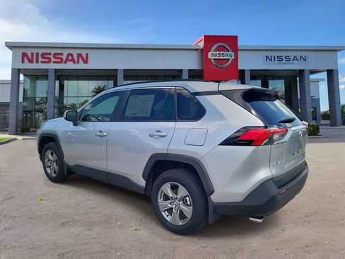 Used 2024 Toyota RAV4 XLE w/ Convenience Package AWD/4WD image 4