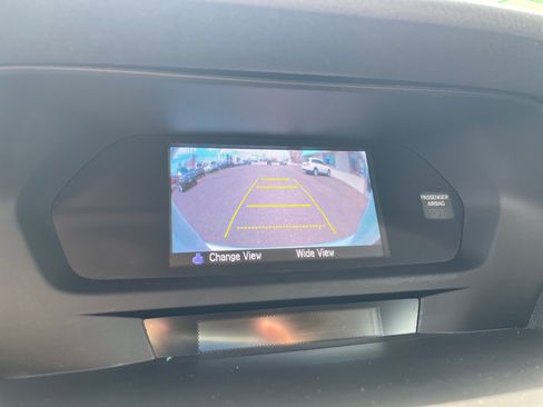 Used 2014 Acura ILX w/ Premium Package FWD image 15