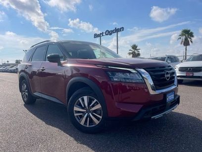 Used 2024 Nissan Pathfinder SL
