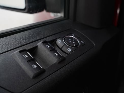 Used 2018 Ford F150 Platinum w/ Equipment Group 701A Luxury AWD/4WD image 22