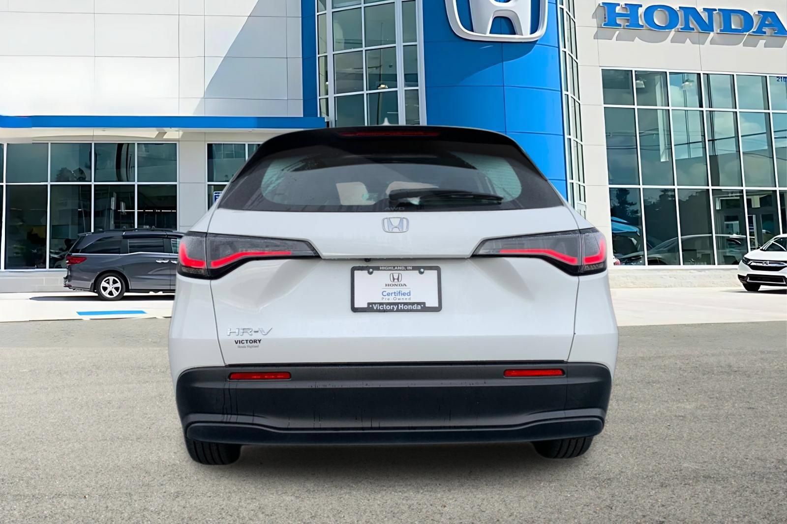 Certified 2024 Honda HR-V LX image 4