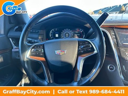 Used 2017 Cadillac Escalade ESV Luxury image 14
