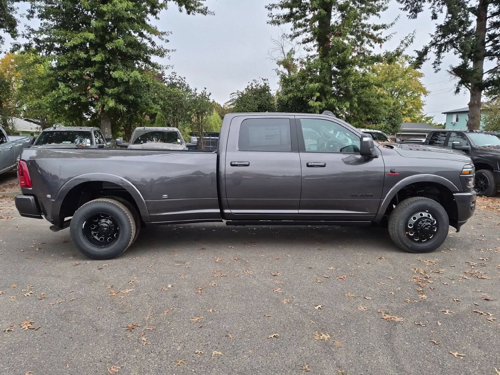 New 2027 RAM 3500 Limited AWD/4WD image 8