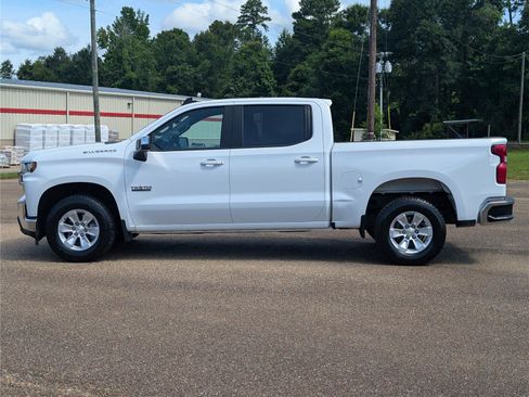 Used 2021 Chevrolet Silverado 1500 LT RWD image 2