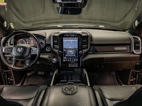 Used 2023 RAM 1500 Laramie image 13