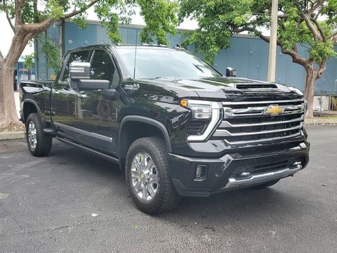 Certified 2024 Chevrolet Silverado 2500 High Country w/ Technology Package AWD/4WD image 7