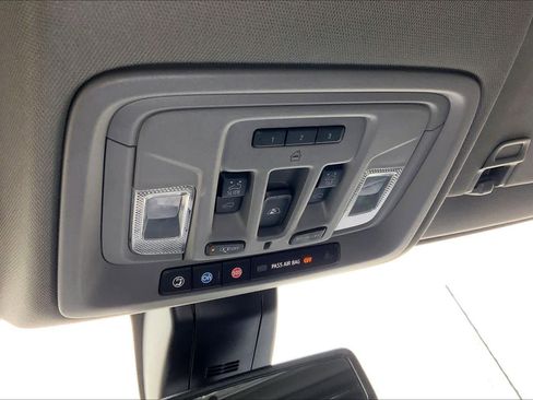 Used 2022 GMC Sierra 2500 Denali image 30