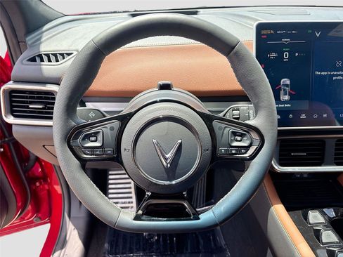 New 2025 VinFast VF 8 Plus AWD/4WD image 11