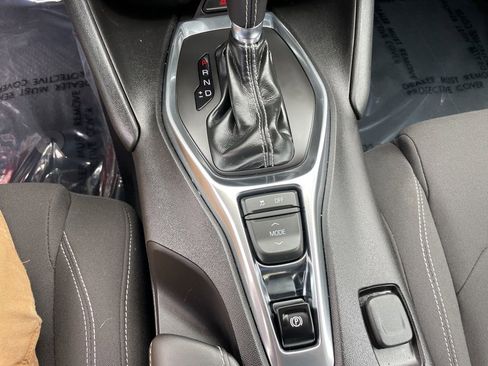 Used 2018 Chevrolet Camaro LT w/ Technology Package RWD image 12