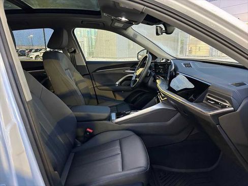 New 2025 Audi Q5 Premium Plus image 10