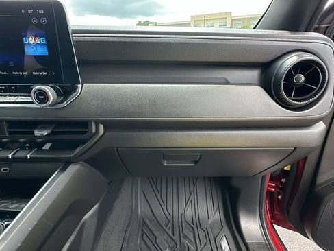 Used 2024 Chevrolet Colorado Trail Boss w/ Technology Package AWD/4WD image 26