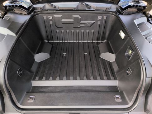 Used 2024 GMC Hummer EV 3X w/ Extreme Off-Road Package image 32