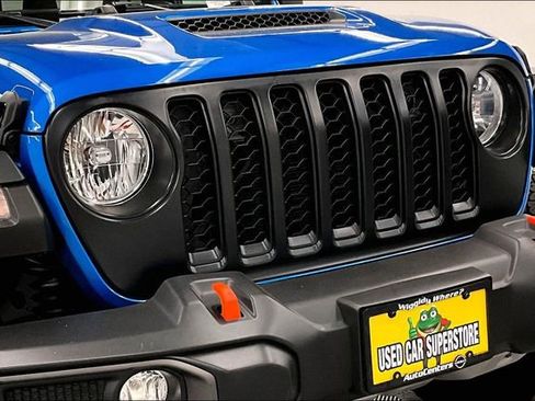 Used 2021 Jeep Gladiator Mojave w/ Cold Weather Group AWD/4WD image 34
