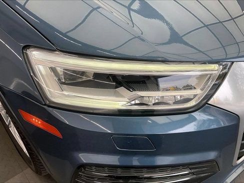Used 2018 Audi Q3 2.0T Premium Plus w/ Premium Plus Package AWD/4WD image 29