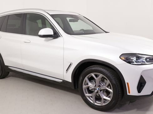 Used 2022 BMW X3 xDrive30i w/ Premium Package 2 image 8