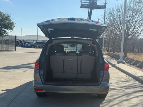 Used 2019 Honda Odyssey Touring image 6