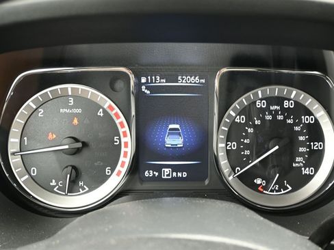 Used 2016 Nissan Titan SL RWD image 14