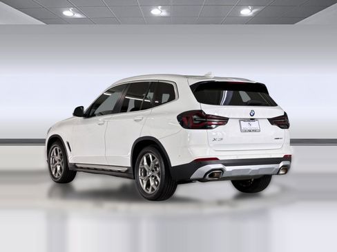 Used 2024 BMW X3 sDrive30i w/ Convenience Package RWD image 3