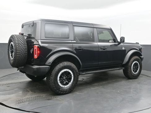 Used 2024 Ford Bronco Outer Banks w/ Sasquatch Package AWD/4WD image 9