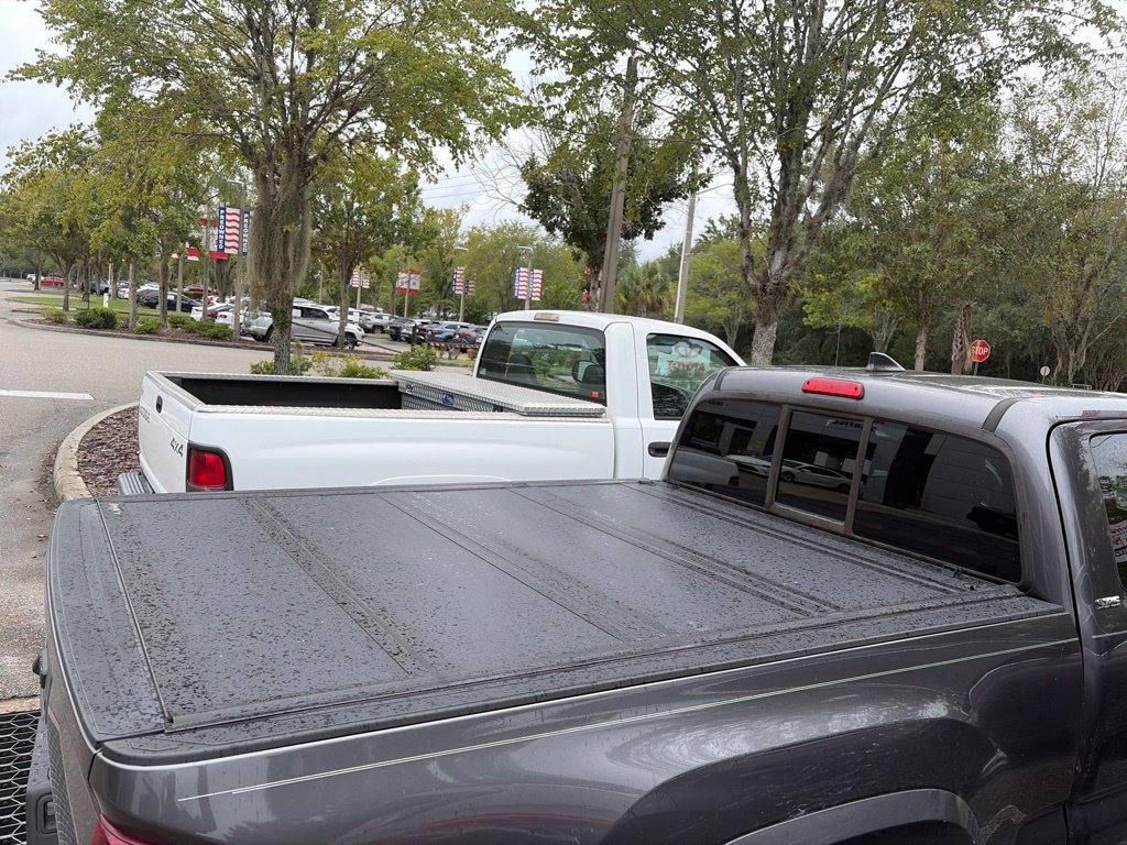 Used 2018 Toyota Tacoma SR5 RWD image 9