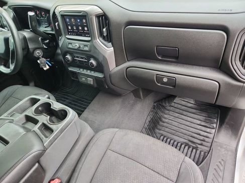 Used 2020 Chevrolet Silverado 1500 Custom w/ Custom Value Package RWD image 26