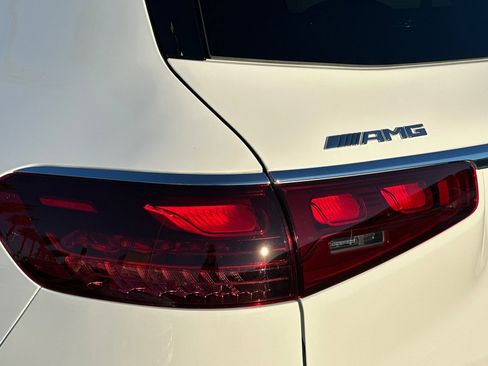 New 2026 Mercedes-Benz GLS 63 AMG 4MATIC image 7