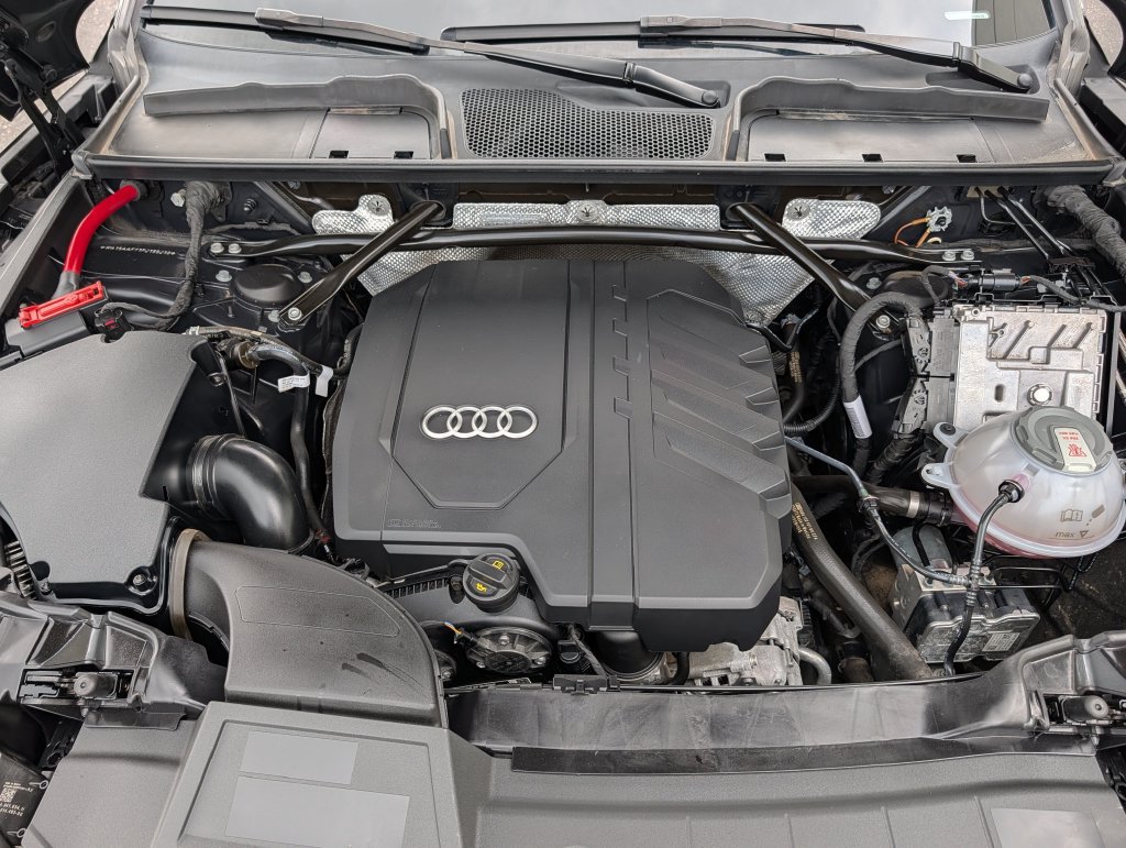 Used 2023 Audi Q5 2.0T Premium Plus w/ Premium Plus Package AWD/4WD image 13