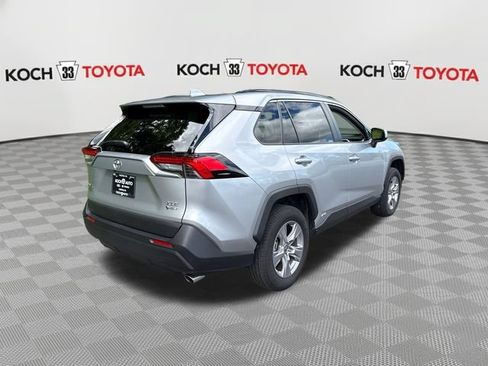 Certified 2025 Toyota RAV4 XLE AWD/4WD image 8
