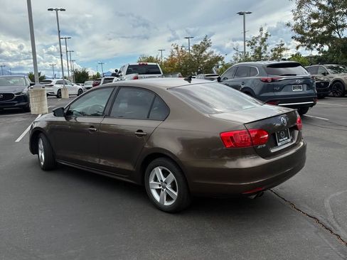 Used 2012 Volkswagen Jetta TDI FWD image 22