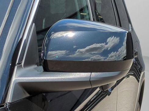 Used 2024 Jeep Grand Cherokee L Laredo RWD image 26