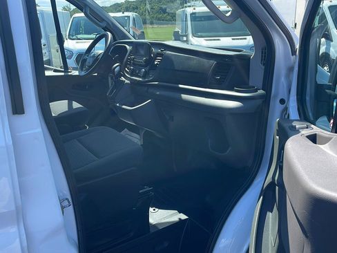 Used 2024 Ford Transit 250 Low Roof w/ Exterior Upgrade Package RWD image 24