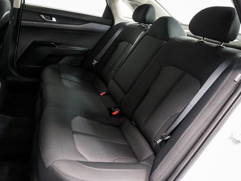 Used 2022 Kia K5 LXS FWD image 7