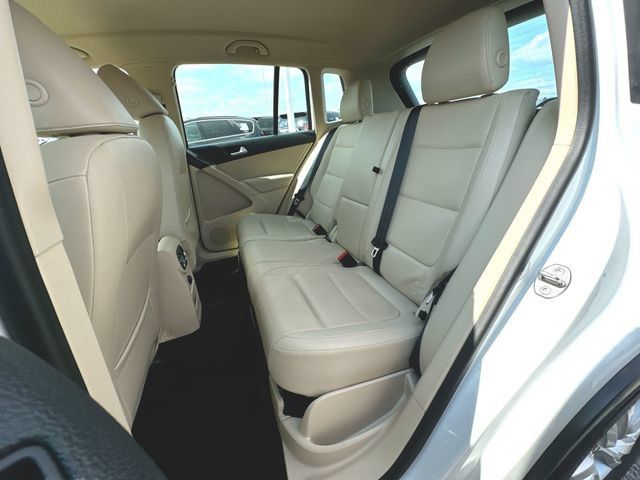 Used 2017 Volkswagen Tiguan S FWD image 24