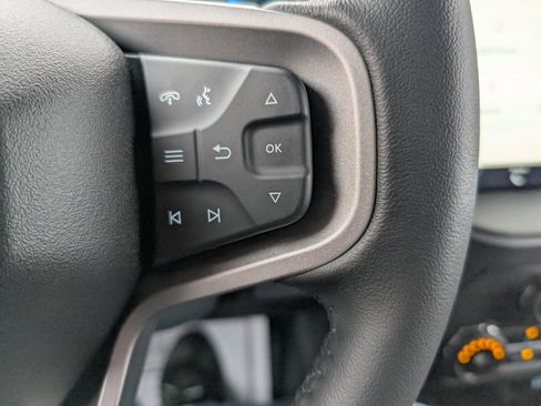 Used 2025 Ford Bronco Badlands AWD/4WD image 15