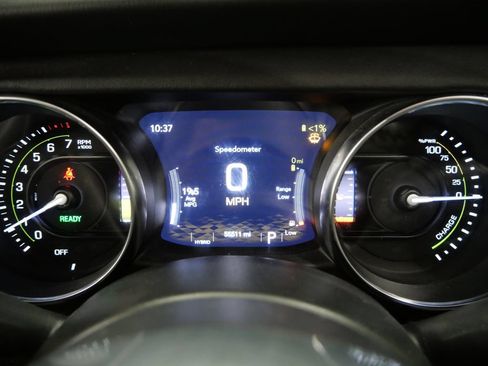 Used 2023 Jeep Wrangler Unlimited Sahara w/ Cold Weather Group AWD/4WD image 16