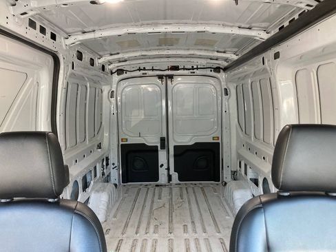 Used 2024 Ford Transit 250 148 Medium Roof RWD image 27