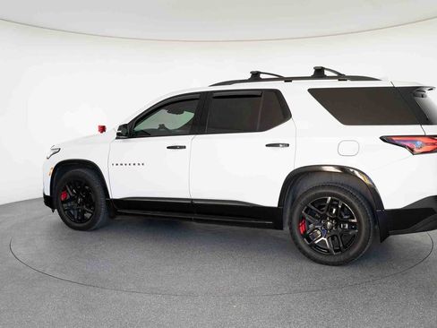 Used 2023 Chevrolet Traverse Premier w/ Redline Edition image 9