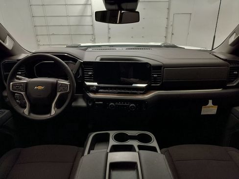 Used 2026 Chevrolet Silverado 3500 LT AWD/4WD image 13