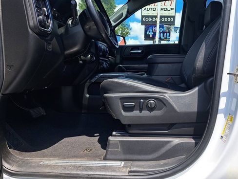 Used 2022 Chevrolet Silverado 1500 LTZ AWD/4WD image 7