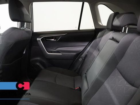 Certified 2025 Toyota RAV4 XLE AWD/4WD image 31