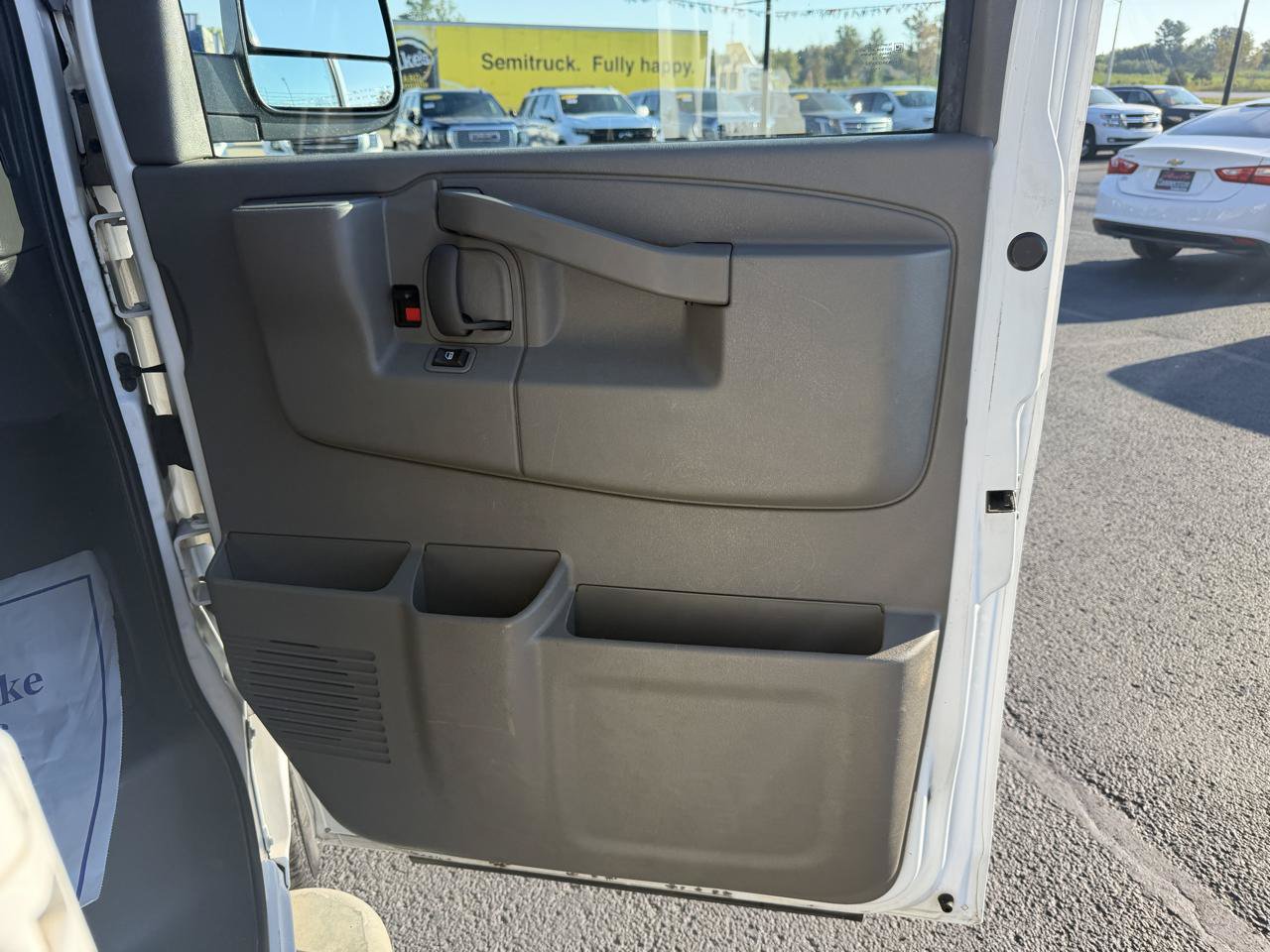 Used 2021 Chevrolet Express 2500 w/ Driver Convenience Package RWD image 21