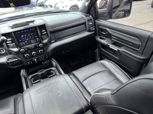 Used 2023 RAM 2500 Limited w/ Night Edition AWD/4WD image 35