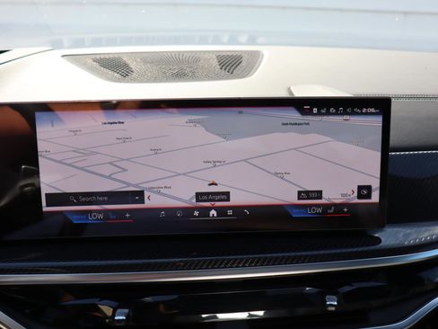 New 2026 BMW X6 M60i image 23