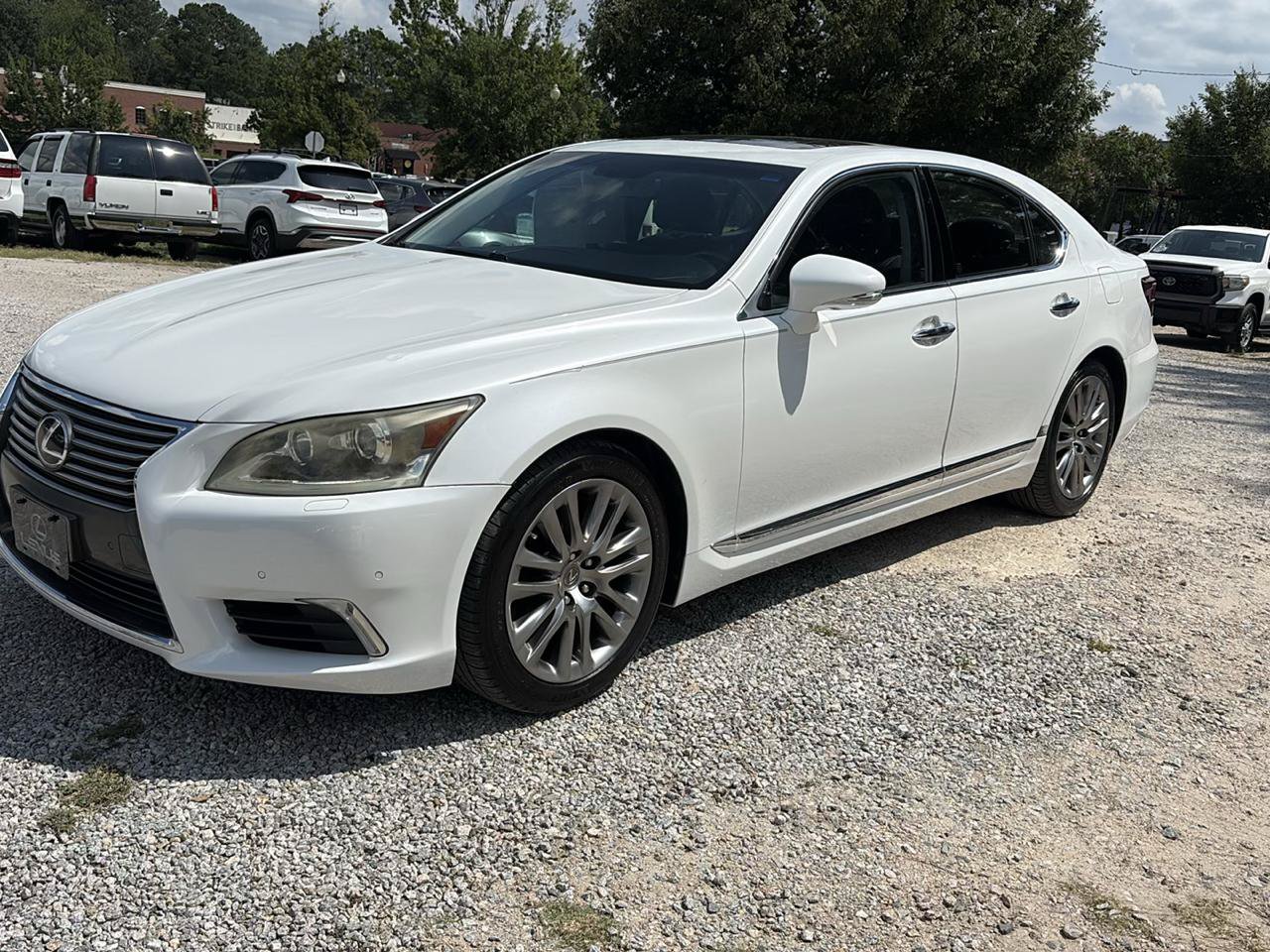 Used 2013 Lexus LS 460 w/ Comfort Pkg RWD image 1