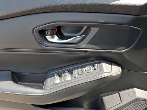 Used 2024 Honda Accord Sport image 12