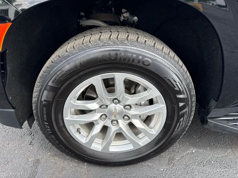Certified 2024 Chevrolet Tahoe LT AWD/4WD image 9
