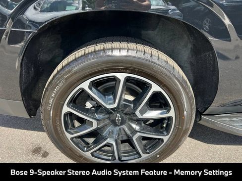 Used 2023 Chevrolet Suburban RST w/ Luxury Package AWD/4WD image 16