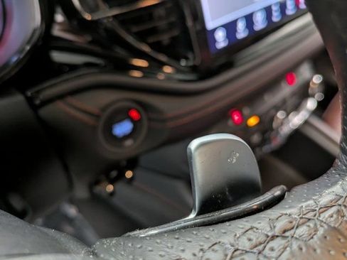 Used 2024 Dodge Durango GT image 17