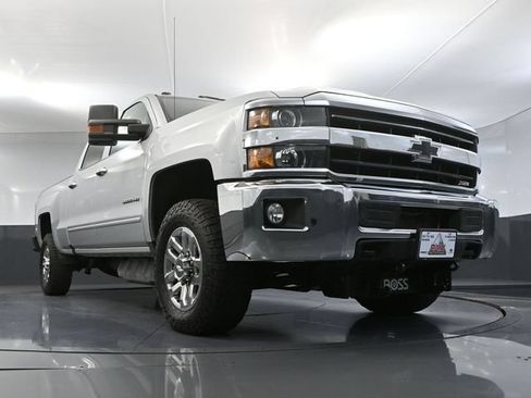 Used 2019 Chevrolet Silverado 3500 LT w/ LT Convenience Package AWD/4WD image 49