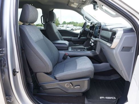 Certified 2021 Ford F150 XLT w/ Equipment Group 302A High image 23